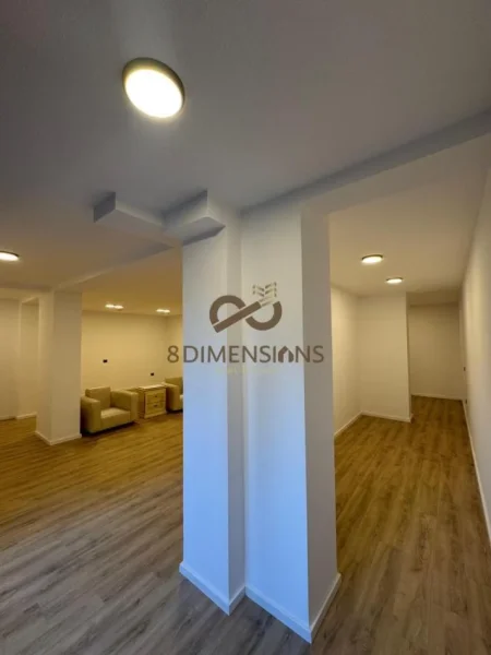 Tirane, jepet me qera zyre , 110 m² 1.000 € (myslym shyr)