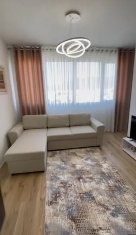 Tirane, jepet me qera apartament 2+1 Kati 10, 82 m² 600 € (Golden Park Residence, Perballe Spitalit Amerikan 3)
