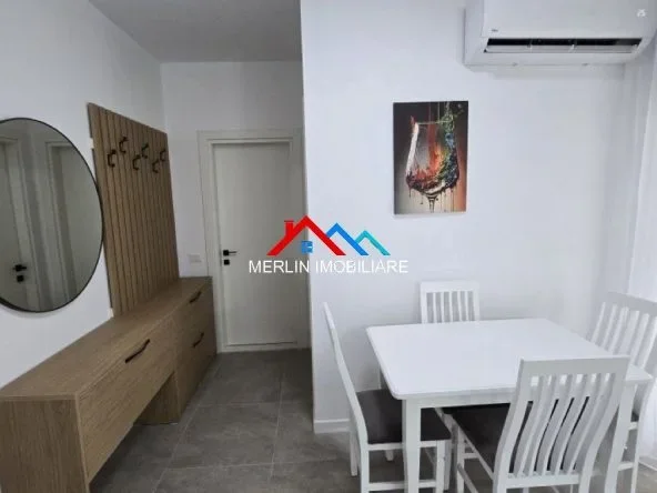 Tirane, jepet me qera apartament 2+1+Ballkon Kati 5, 68 m² 550 € (RRUGA XHANFIZE KEKO,)