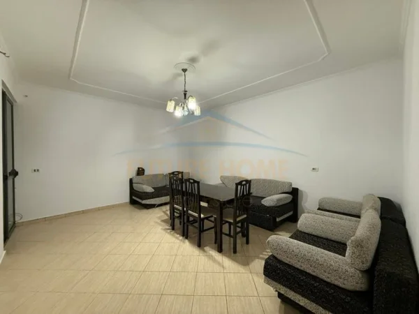 Tirane, shitet apartament 1+1 Kati 5, 61 m² 100.000 € (yzberisht)