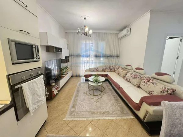 Tirane, shitet apartament 1+1 Kati 9, 58 m² 105.000 € (Unaza e re)