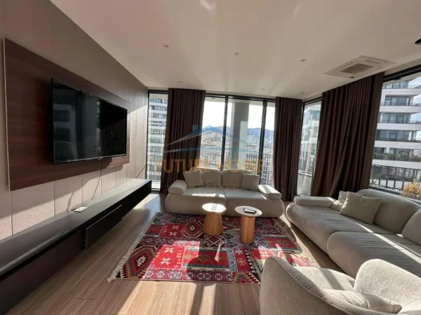 Tirane, shitet apartament 2+1+Ballkon , 132 m² 550.000 € (Lake View Residence)