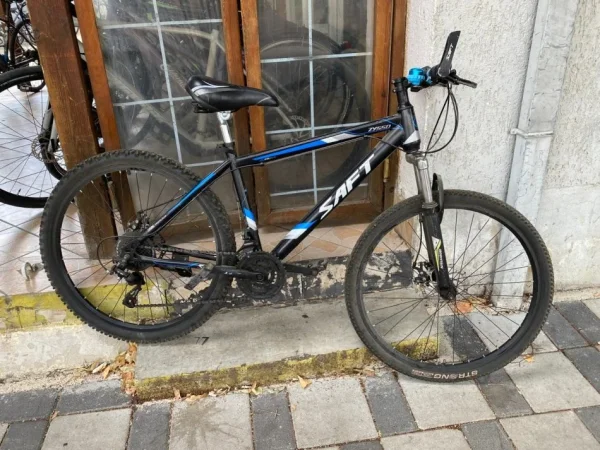 Tirane, oferte biciklete 26 blu 100 €