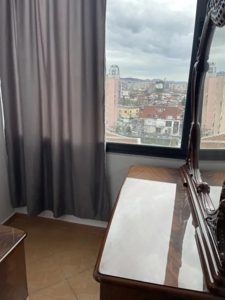 Tirane, jepet me qera nga Pronari, pa-komision apartament 2+1+Ballkon Kati 7, 87 m² 550 € (Rruga Gjergj Legisi)