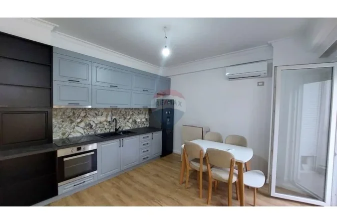 Tirane, shitet apartament 2+1+Ballkon Kati 2, 89 m² 190.000 € (Brryli)