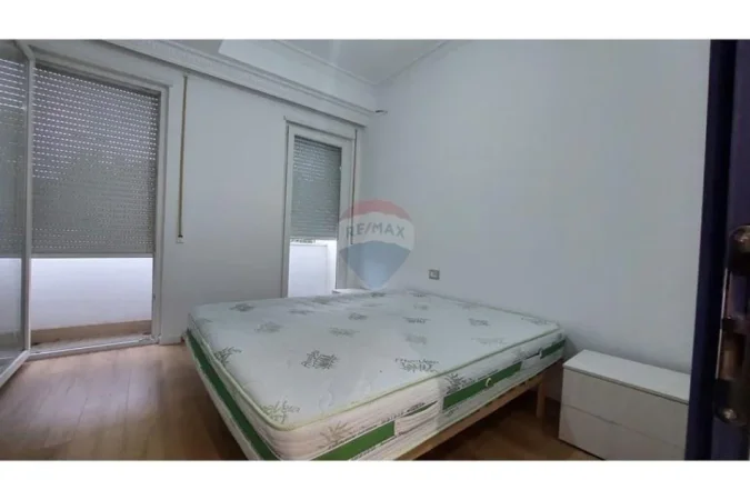 Tirane, shitet apartament 2+1+Ballkon Kati 2, 89 m² 190.000 € (Brryli)