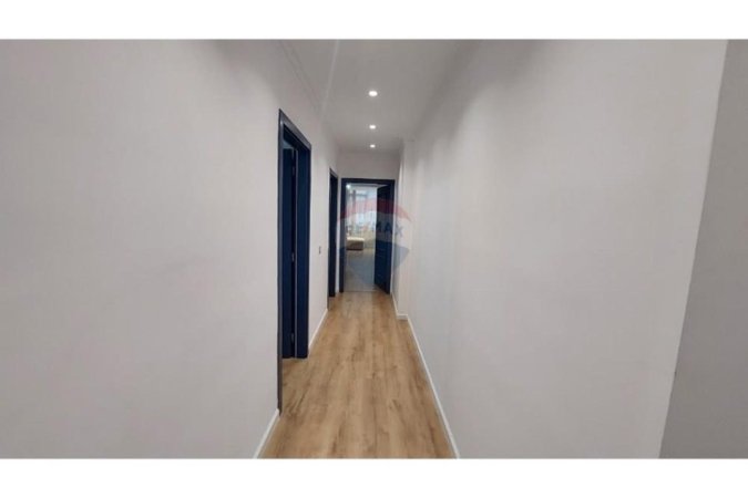 Tirane, shitet apartament 2+1+Ballkon Kati 2, 89 m² 190.000 € (Brryli)