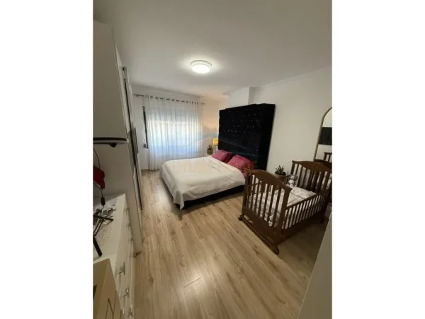 Tirane, shitet apartament 2+1 Kati 3, 100 m² (Oslo, Astir,)