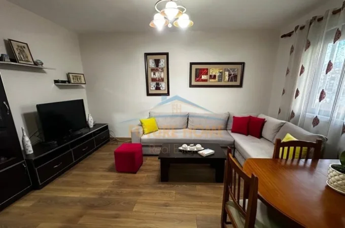 Tirane, shitet apartament 2+1 Kati 4, 72 m² 135.000 € (xhamlliku)