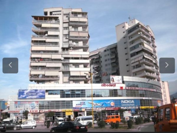 Tirane, jepet me qera zyre Kati 3, 33 m² 380 € (Zogu i Zi)