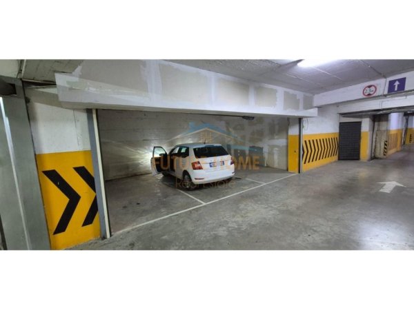Tirane, shitet garazh | post parkimi Kati -1, 39 m² 75.000 €