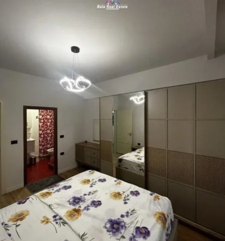 Tirane, jepet me qera apartament 2+1 Kati 2, 120 m² 1.000 € (Rruga Sulejman Pitarka)