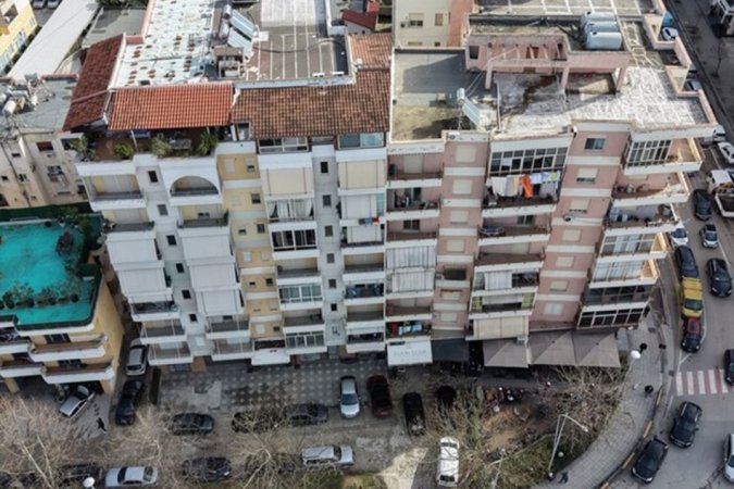 Vlore, shitet ambjent biznesi Kati 0, 147 m² 249.000 € (Rruga Gjergj Kastrioti (Transballkanike), pranë Kafe Mota)