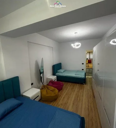 Tirane, jepet me qera apartament 2+1 Kati 2, 120 m² 1.000 € (Rruga Sulejman Pitarka)