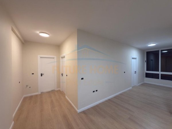 Tirane, shitet apartament 3+1+Aneks+Ballkon Kati 2, 102 m² 210.000 € (Kodra e Diellit)