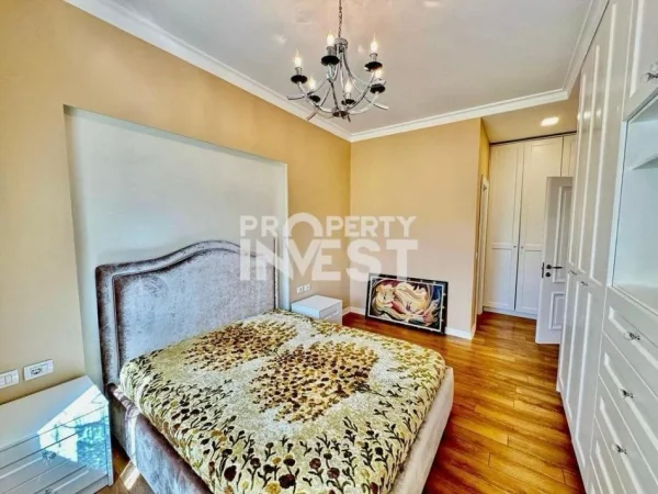 Tirane, jepet me qera apartament 2+1 Kati 5, 110 m² 900 € (Liqeni i thate)