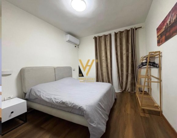 Tirane, jepet me qera apartament 2+1+Ballkon Kati 4, 84 m² 750 € (SHESHI WILLSON)