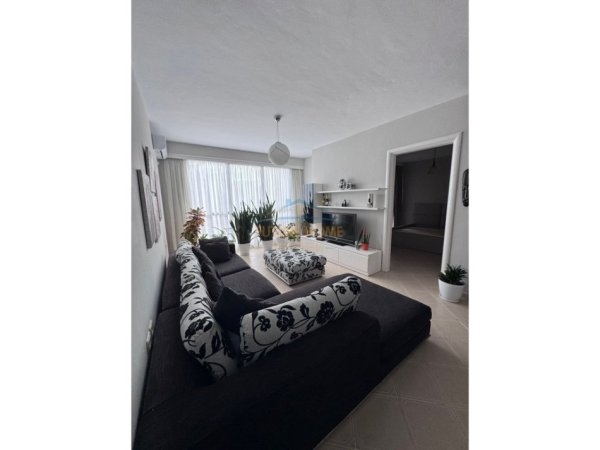 Tirane, jepet me qera apartament 1+1 Kati 2, 66 m² 670 € (Ish Parku i Autobuzave)