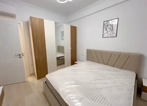 Tirane, jepet me qera apartament 1+1 Kati 3, 65 m² 450 € (Astir)