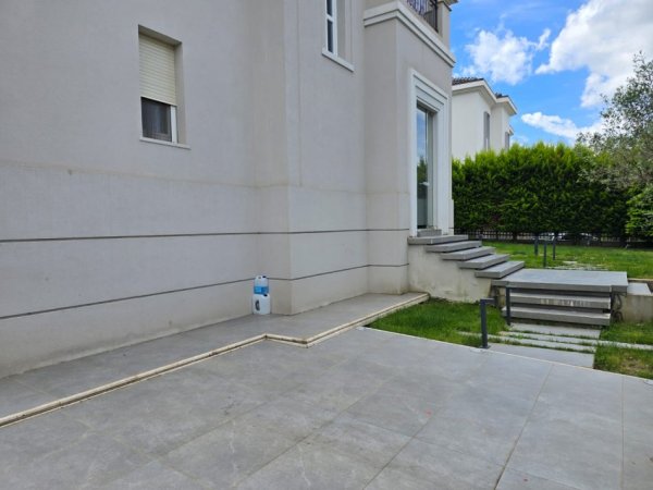 Tirane, shitet apartament 5+1+Aneks+Ballkon Kati 0, 668 m² 1.600.000 € (Rolling Hills)