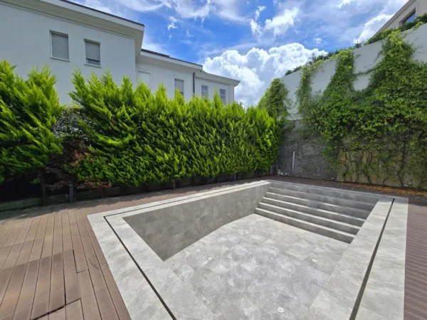 Tirane, shitet apartament 5+1+Aneks+Ballkon Kati 0, 668 m² 1.600.000 € (Rolling Hills)