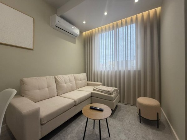Tirane, shitet apartament 1+1 Kati 5, 65 m² 200.000 € (21 Dhjetori)