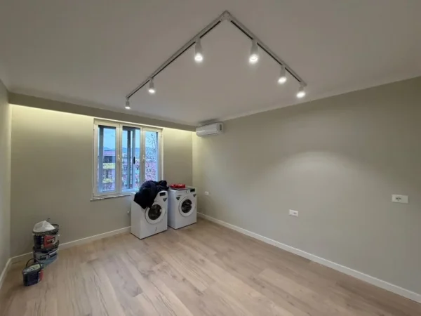 Tirane, shitet apartament 1+1 Kati 5, 45 m² 125.000 € 
