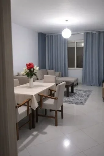 Tirane, jepet me qera apartament 2+1+Aneks+Ballkon Kati 4, 120 m² 500 € (kashar)
