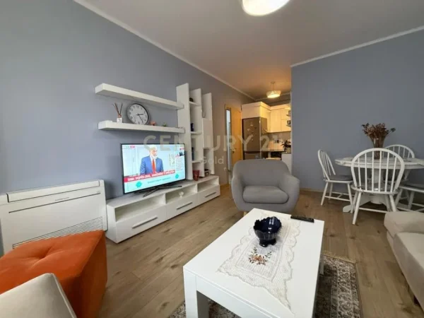 Tirane, jepet me qera apartament 1+1 Kati 6, 67 m² 480 €