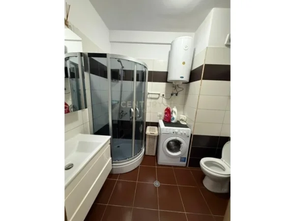 Tirane, jepet me qera apartament 1+1 Kati 6, 67 m² 480 €