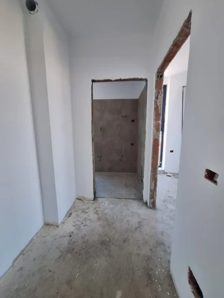Tirane, shitet apartament 1+1 Kati 9, 75 m² 120.000 € (REZIDENCA 5D)