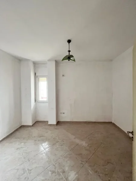 Tirane, jepet me qera apartament 2+1 Kati 6, 100 m² 500 € (Don Bosko)