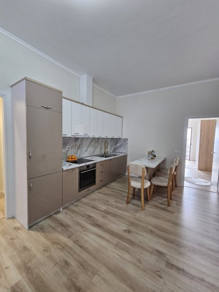 Tirane, shitet apartament Kati 1, 110 m² 210.000 € (Rruga e Freskut)