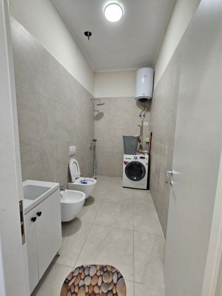 Tirane, shitet apartament Kati 1, 110 m² 210.000 € (Rruga e Freskut)