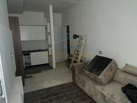 Tirane, shitet apartament 1+1 Kati 1, 52 m² 65.400 € (Rruga e Dajtit)