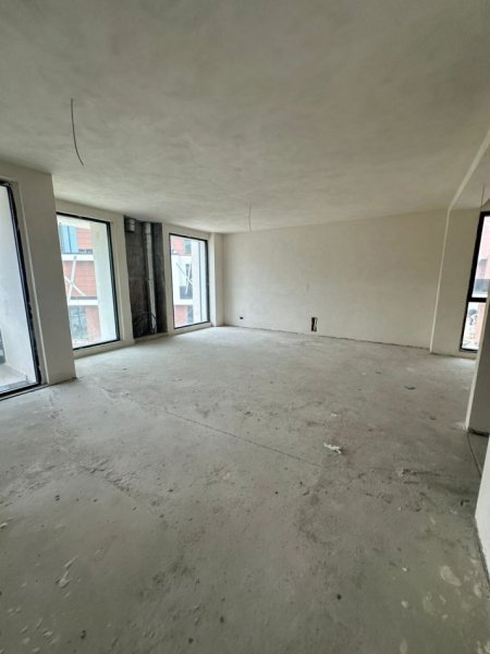Tirane, shitet apartament 2+1+Aneks+Ballkon , 146 m² 286.300 € (TEG)