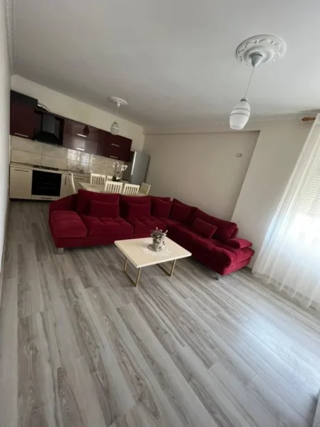 Tirane, shitet apartament 1+1+Ballkon Kati 7, 65 m² 115.000 € (astir)