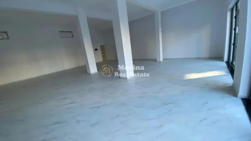 Tirane, jepet me qera ambjent biznesi Kati 0, 120 m² 2.000 € (Ali Demi)