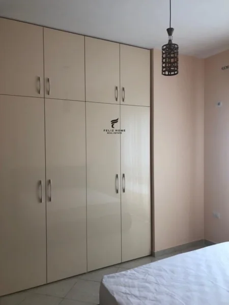 Tirane, jepet me qera apartament 2+1 Kati 6, 80 m² 700 € (21 DHJETORI)