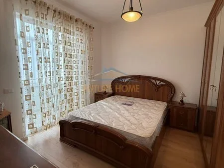 Qera , Apartament 2+1, Rruga Kongresi i Manastirit , Tirane. AREA63505