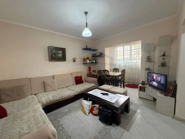 Tirane, shitet apartament 1+1 Kati 1, 56 m² 96.000 € 