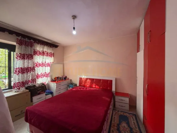 Tirane, shitet apartament 1+1 Kati 1, 56 m² 96.000 € 
