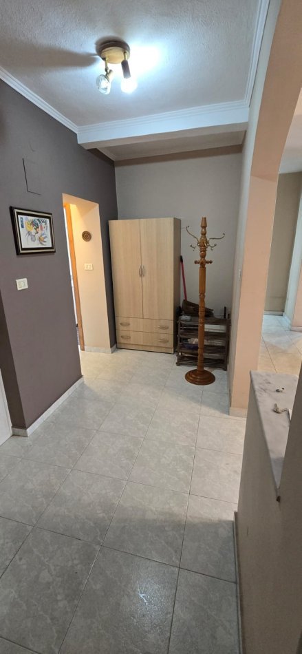 Tirane, shitet apartament 3+1 Kati 4, 75 m² 177.000 € (MINE PEZA)