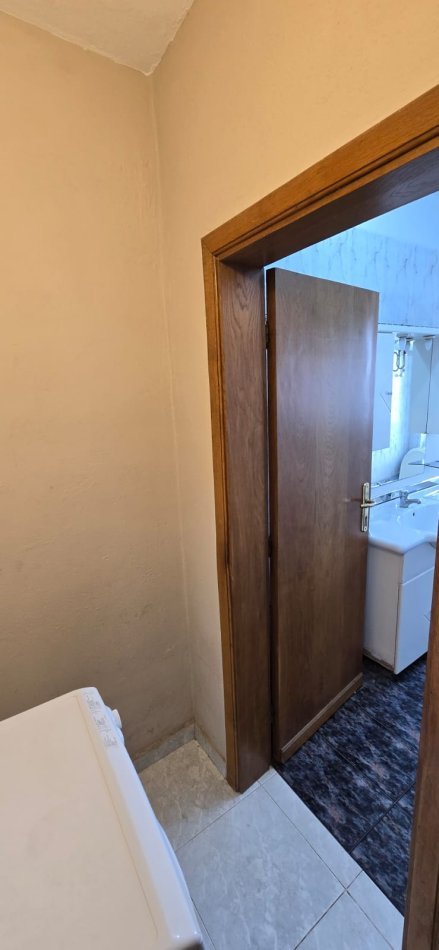 Tirane, shitet apartament 3+1 Kati 4, 75 m² 177.000 € (MINE PEZA)