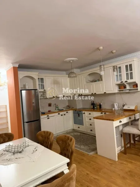 Tirane, jepet me qera apartament 2+1 Kati 5, 110 m² 750 € (Kodra e Diellit)