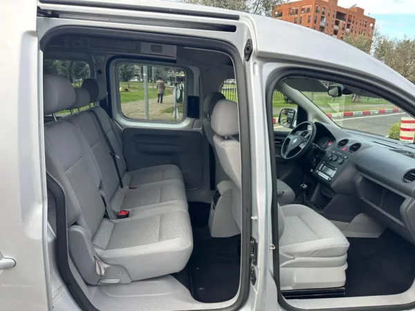 Tirane, shes makine VOLKSWAGEN CADDY 1.4 Benzin+Gaz, gri metalizato manuale Klima 180.000 km