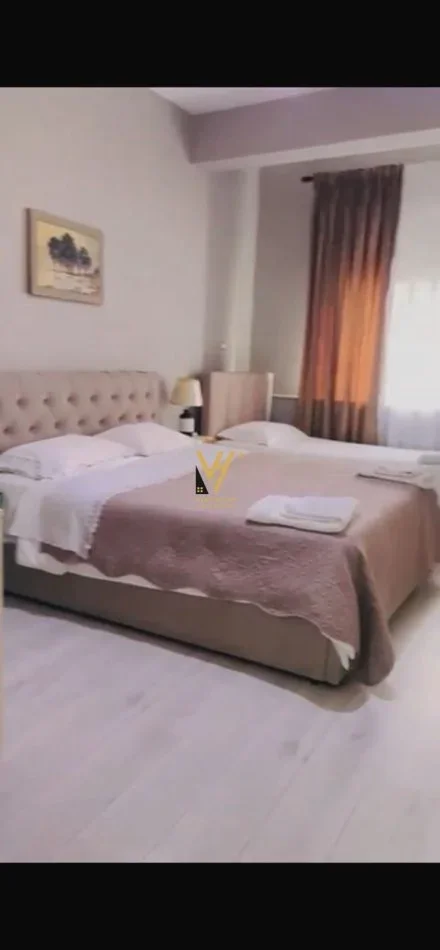 Tirane, jepet me qera apartament 1+1+Ballkon Kati 2, 70 m² 600 € (BULEVARDI ZOGU I PARE)