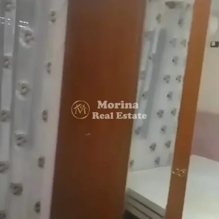 Tirane, jepet me qera garsonier Kati 5, 40 m² 350 € (Shkolla e Bashkuar)