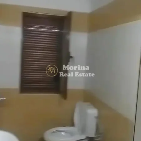 Tirane, jepet me qera garsonier Kati 5, 40 m² 350 € (Shkolla e Bashkuar)