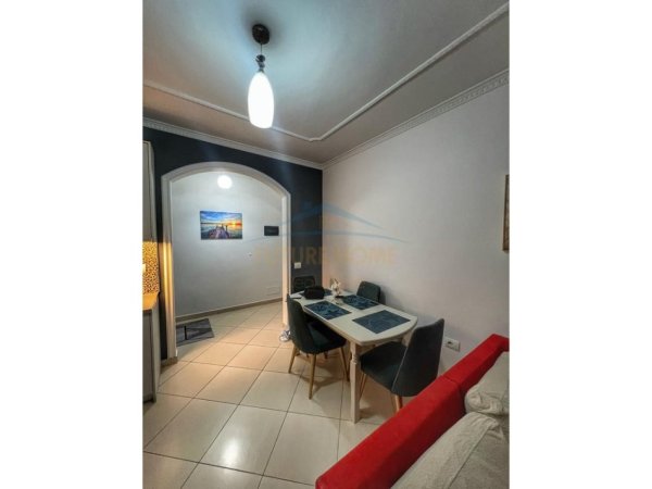 Tirane, jepet me qera apartament 2+1 Kati 1, 83 m² 600 € (Selite)